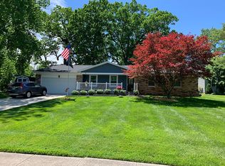 512 Wyoga Lake Blvd, Stow, OH 44224