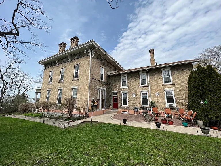 1011 S Water St #B3 — Photo 13