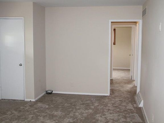 4th image of 428 S Rose St