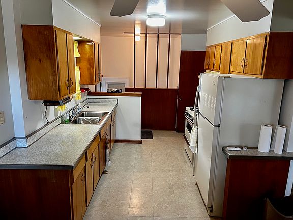 5th image of 4324 Adeline Drive