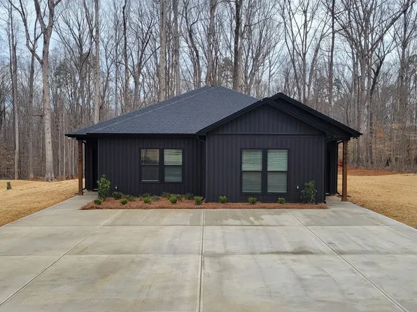 515 Wilson St #B, Stanley, NC 28164