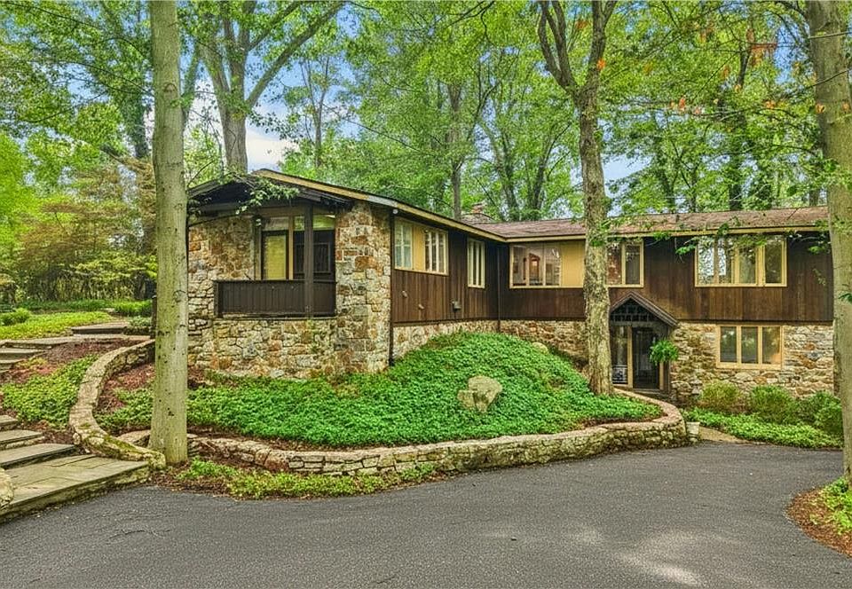 1st image of 1657 Linden Oaks Ln