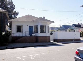 629 Jewell Ave, Pacific Grove, CA 93950