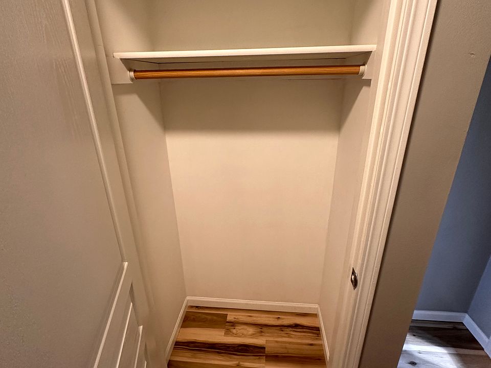 Coat closet