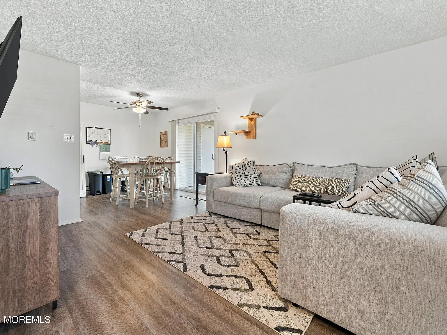1 bed, $2,000 — Photo 3