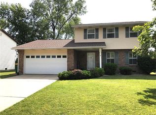 4 Catalina Dr, Fairview Heights, IL 62208