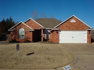 1813 Windsor Dr, Duncan, OK 73533