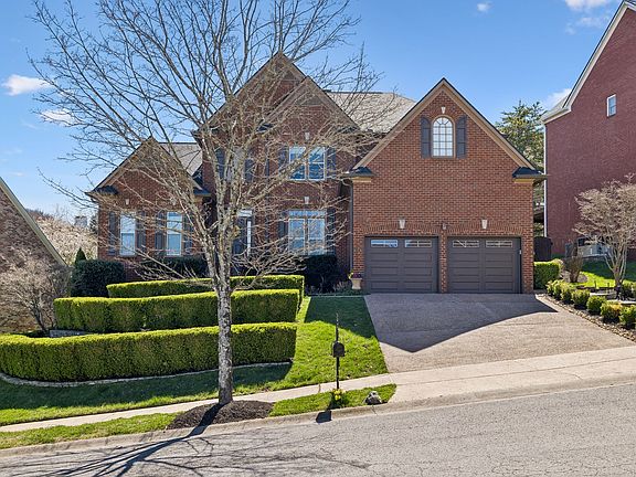 2nd image of 108 Broadwell Cir