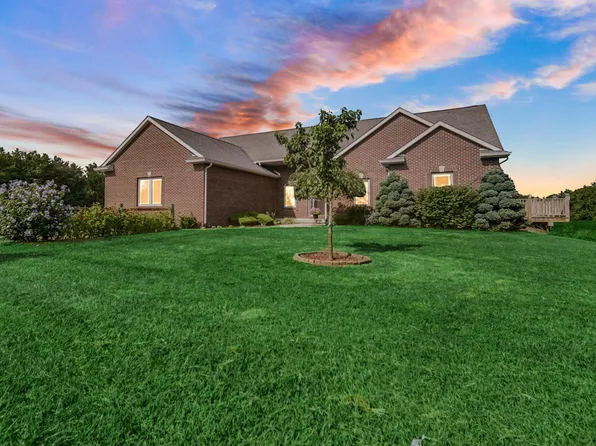 5311 Pine Rd, Plymouth, IN 46563