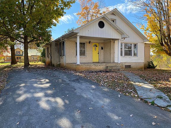 3rd image of 207 L Morgan St #L