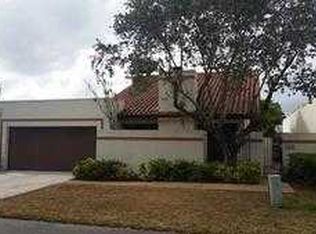 6829 Pradera Dr, Boca Raton, FL 33433