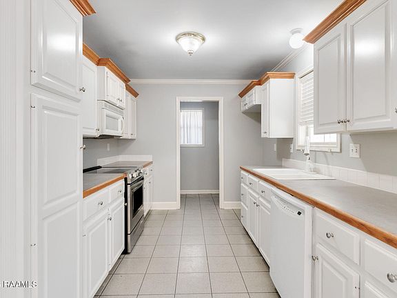 5th image of 209 Morningside Dr