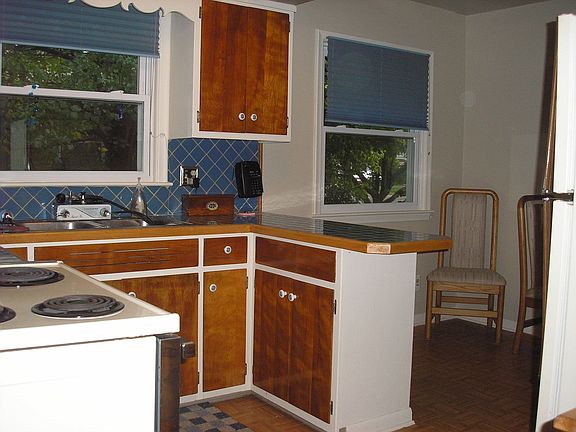 Eat in Kitchen