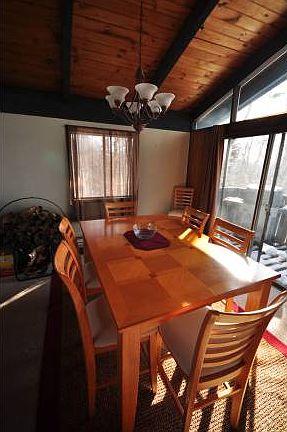 3rd image of 16 Heritage Dr
