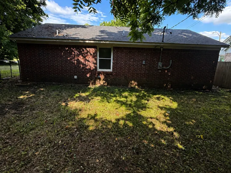 1629 S Lauderdale St — Photo 11
