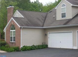 86 Woolsey Ct, Pennington, NJ 08534