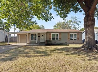 113 NE Anderson St, Burleson, TX 76028