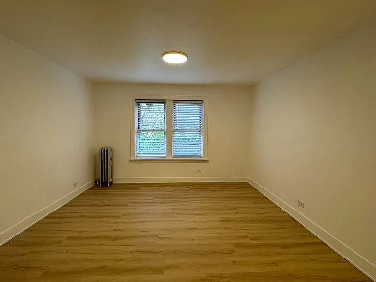 6310 N Artesian — Photo 25