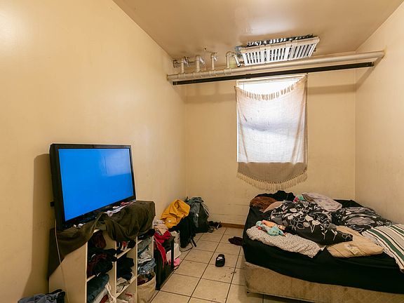 4th image of 7339 S Coles Ave Unit G