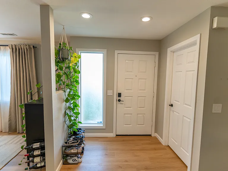 1304 Palomar Pl #1 — Photo 9