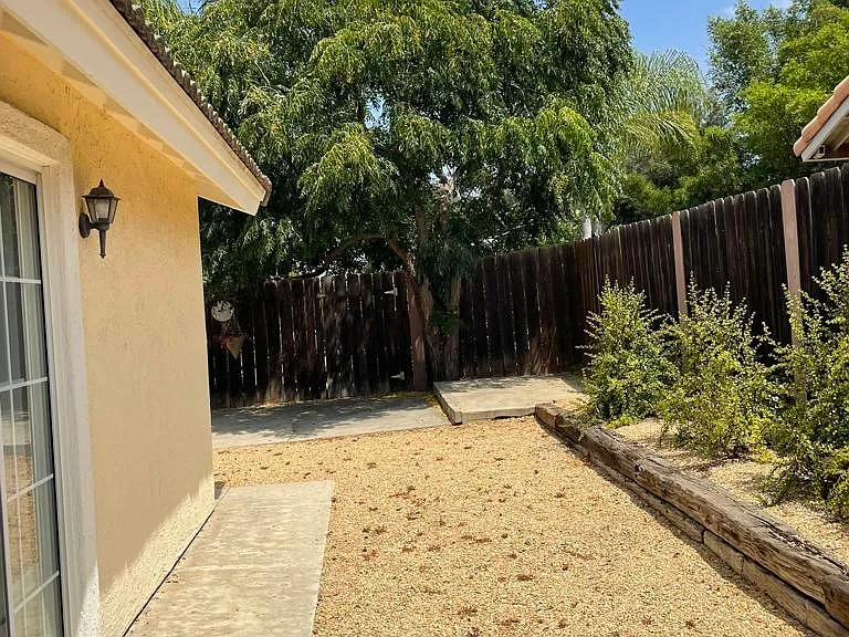 326 Old Stage Ct — Photo 24