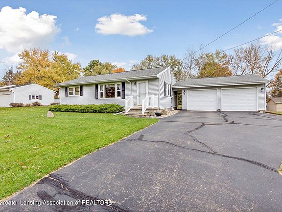 4th image of 11443 W River Dr