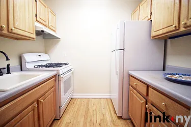 Rented by Link NY Realty