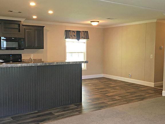 3rd image of 3225 Bending Oak Dr