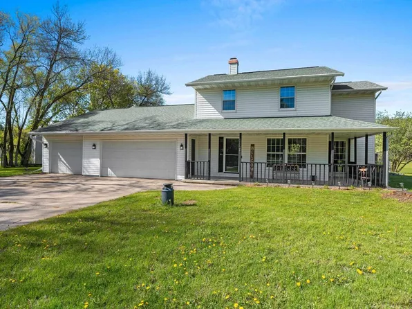 3690 Fairview Road, Green Bay, WI 54313