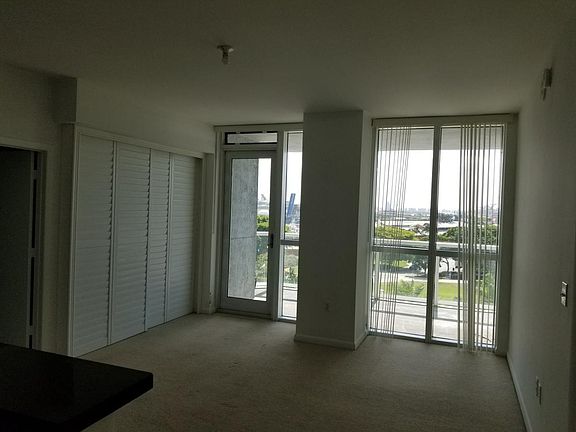 5th image of 244 Biscayne Blvd APT 601
