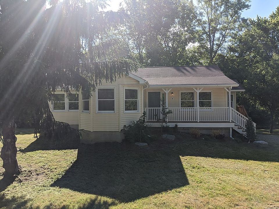 1st image of 4 Old Celery Ave