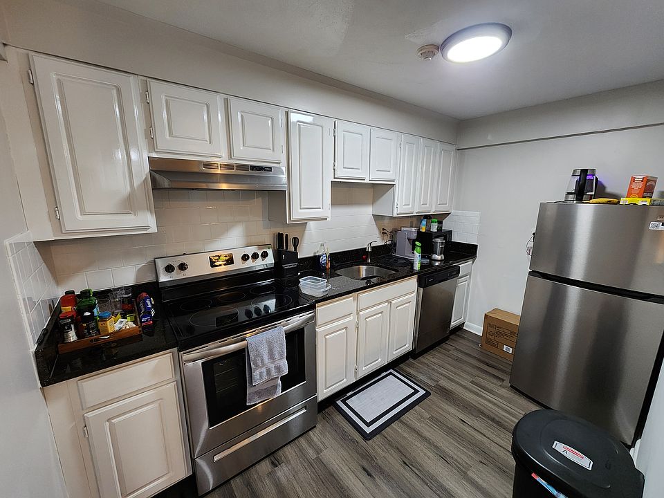 1st image of 55A Elmwood Park #1