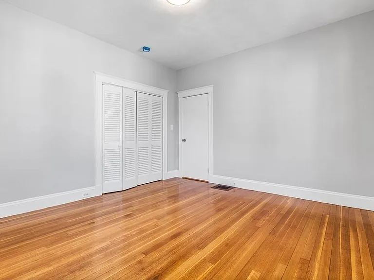 267-269 Farrington St #2 — Photo 14
