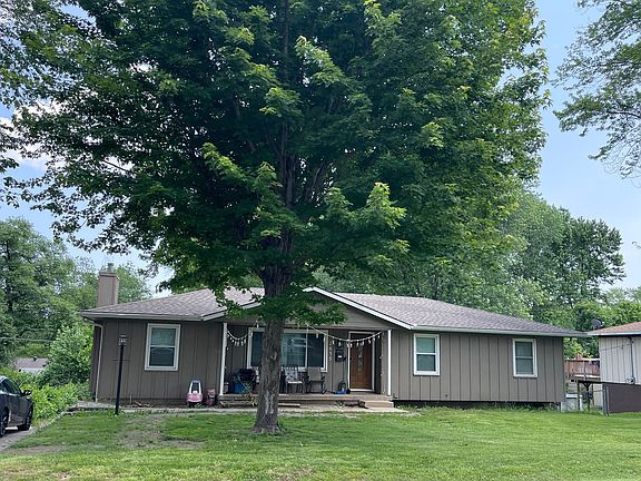 3rd image of 2635 S 31st St