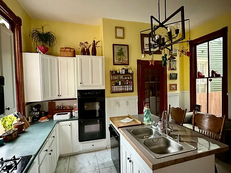 Kitchen, older pic