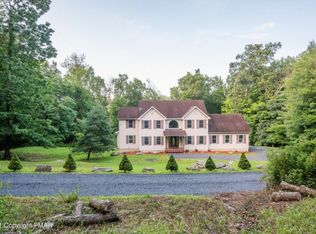 146 Donaldson Rd, Cresco, PA 18326