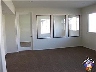 4th image of 38167 Pioneer Dr
