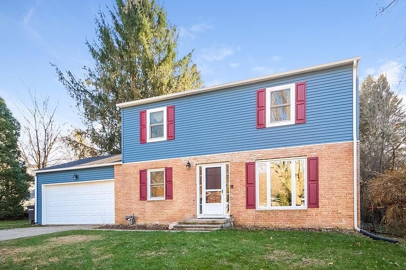 1st image of 448 Manor Dr