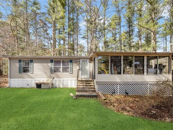 6342 Flat River Rd, Coventry, RI 02827