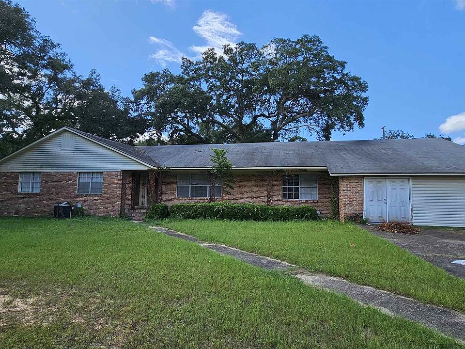 1st image of 4707 Marseille Dr
