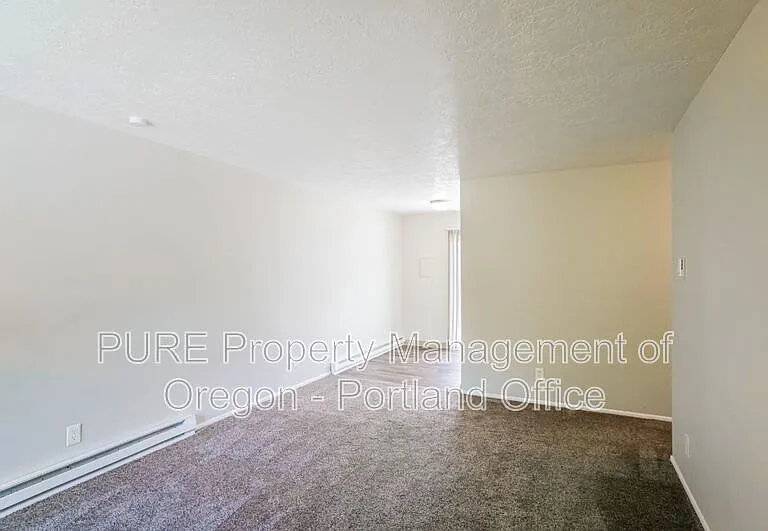 1313 SE 130th Ave — Photo 5