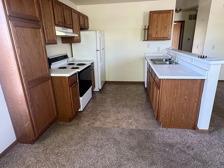 21 Iki Dr — Photo 4
