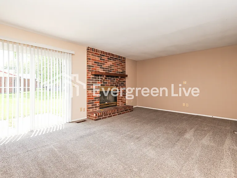 6500 Loblolly Dr — Photo 5