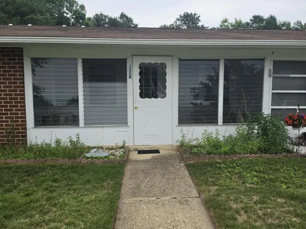 1177B Clydebank Court, Lakewood, NJ 08701
