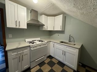 109 Capital St FLOOR 3, Pawtucket, RI 02860