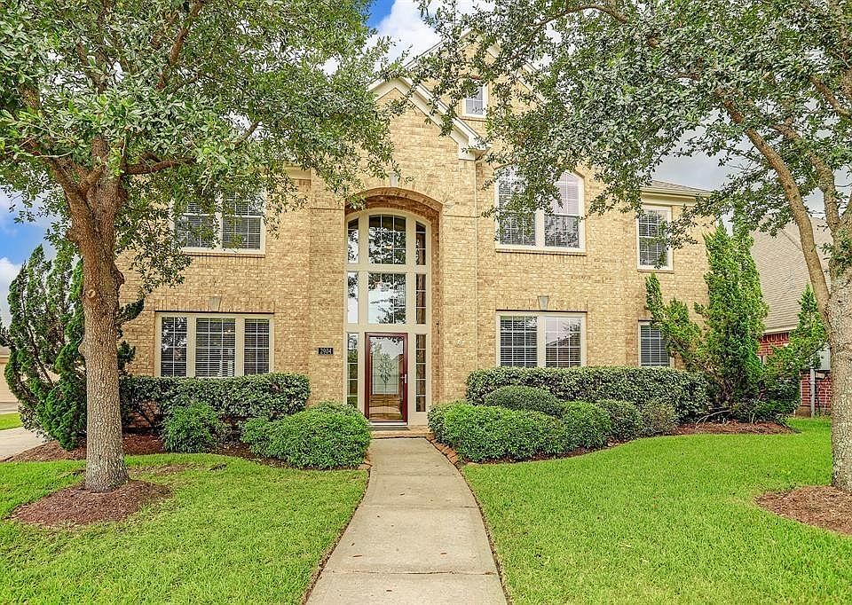 1st image of 2904 Royal Bay Ct