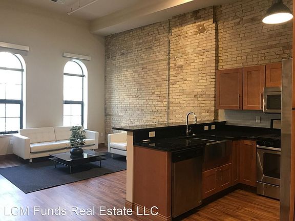 2nd image of 130 W Pittsburgh Ave #9773189