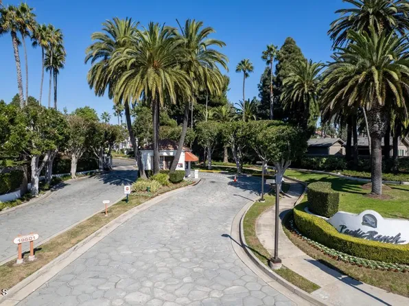 7402 Yellowtail Dr Unit 204, Huntington Beach, CA 92648