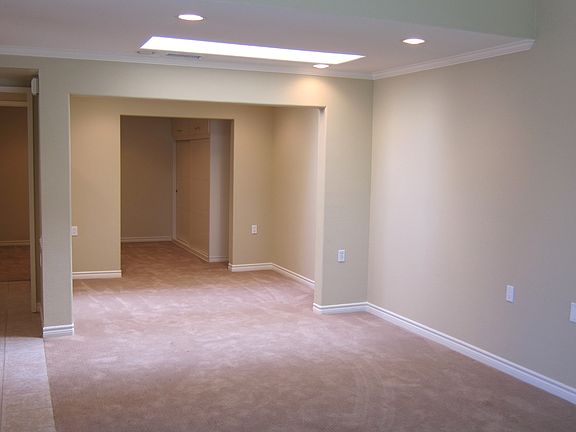 4th image of 408 Avenida Castilla Unit D