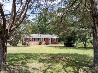 4733 Pegues Dr, Wallace, SC 29596